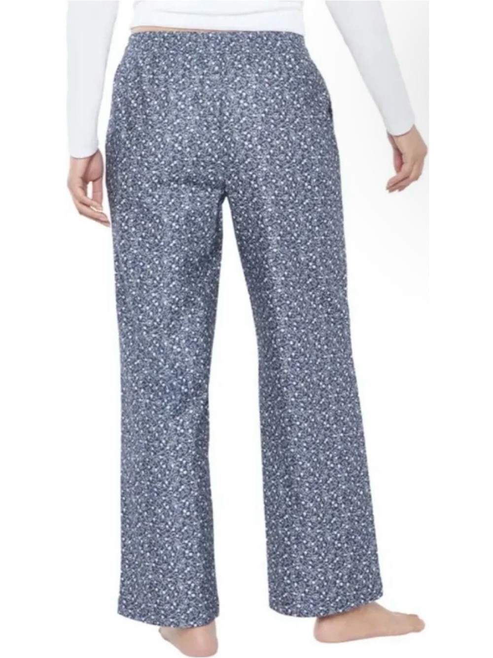 GAP Women's 2-Pack Flannel Pajama Pants - Picture 6 of 7